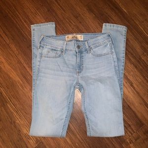 Woman’s Hollister Skinny Jeans
